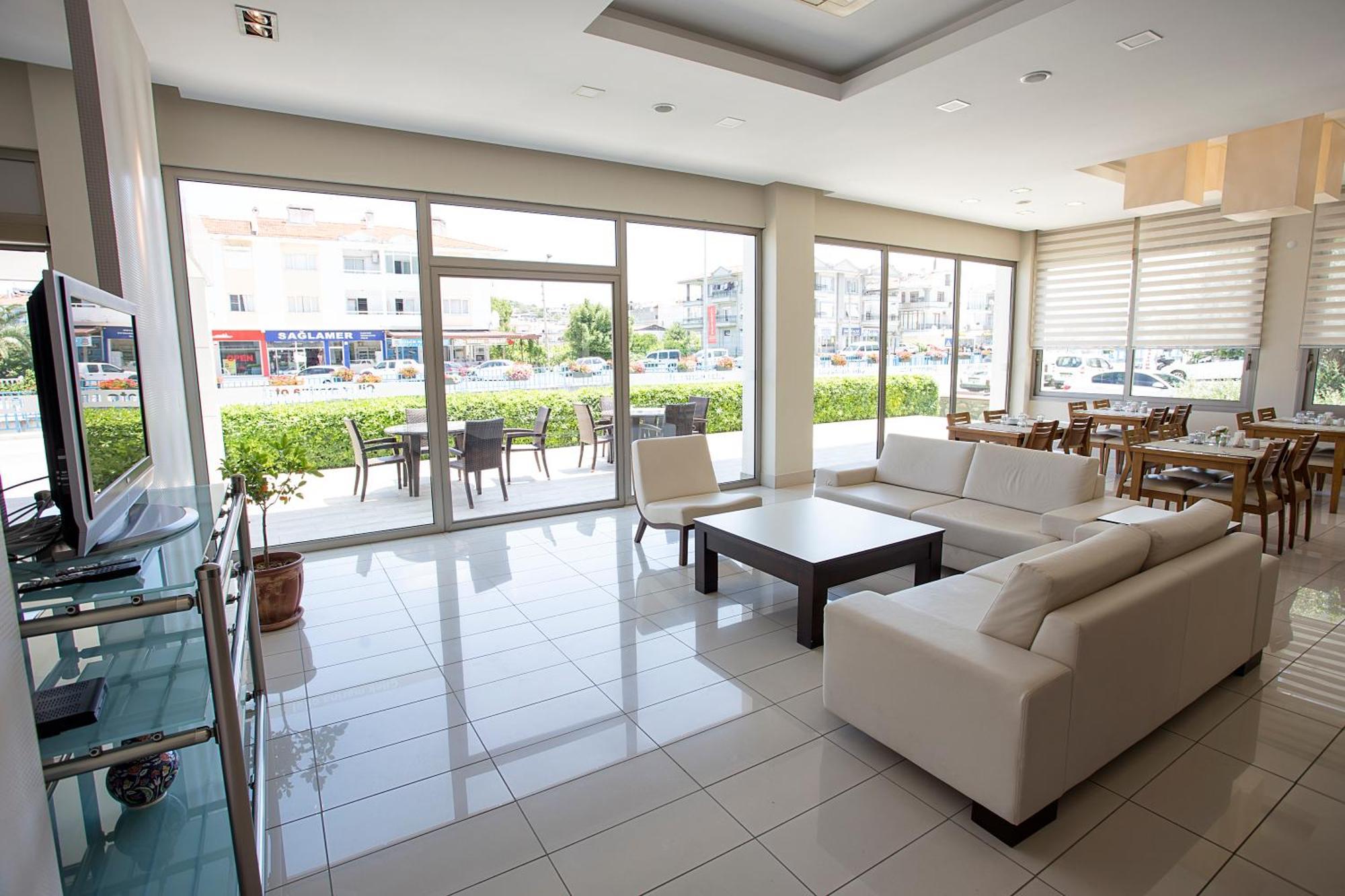 Cilek Marina Otel Cesme Exterior photo